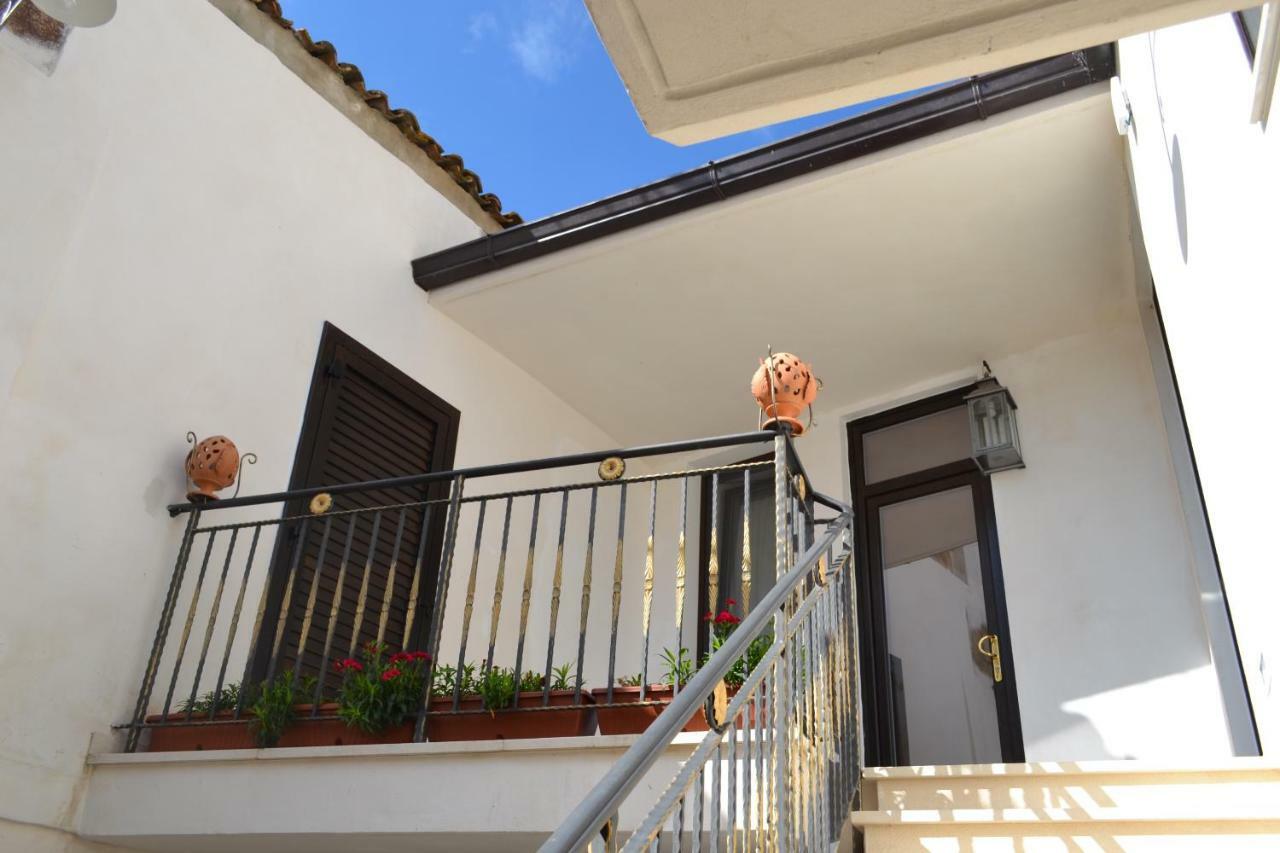 Residenza La Nivera Miglionico Exterior photo